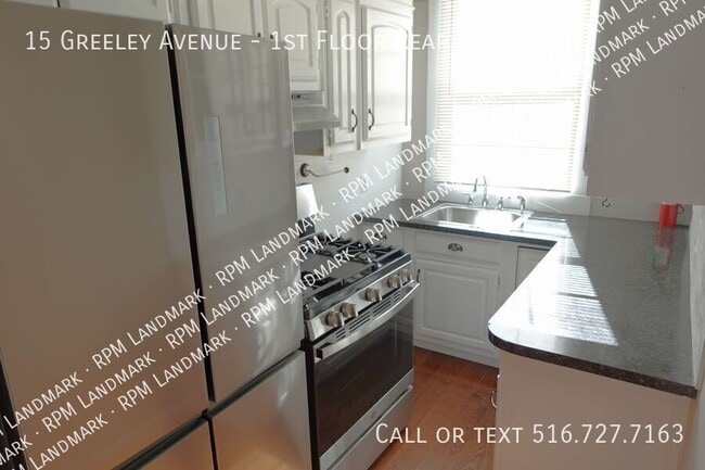 Photo - 15 Greeley Ave Unidad 1st Floor Rear