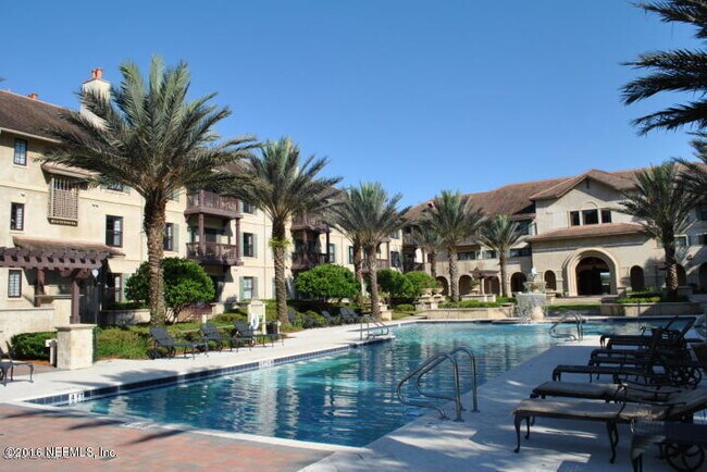 Pool - 955 Registry Boulevard 228 Unit 228