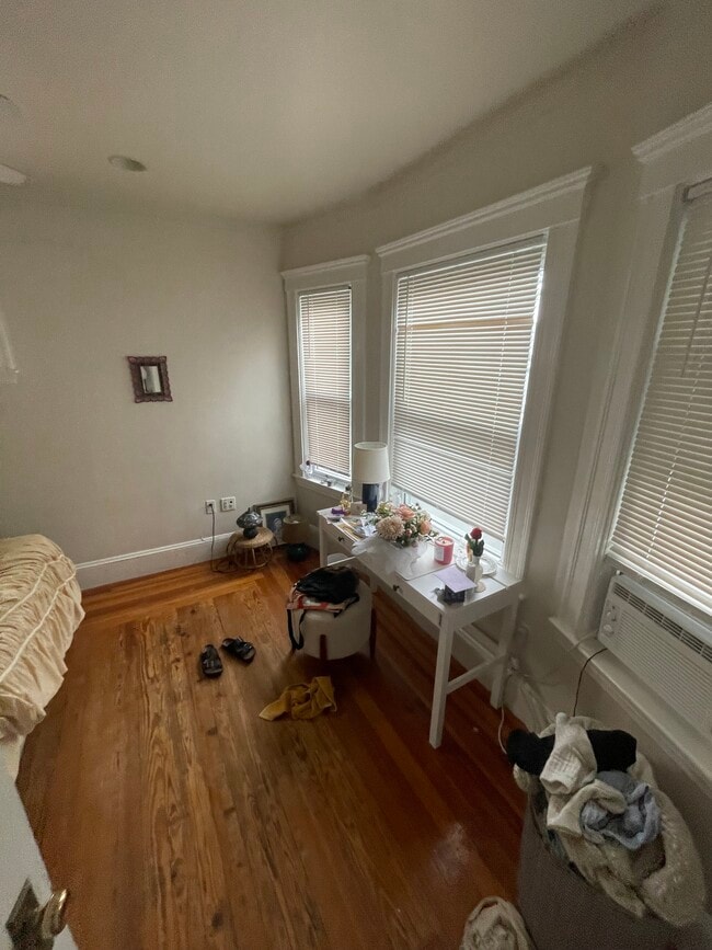 Photo - 98 W Quincy St Unit 2