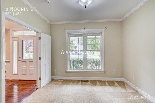Photo - 5 Noorin Ct