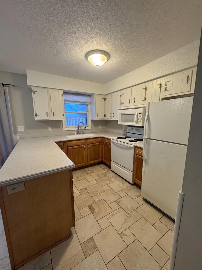 Photo - 5111 Cleveland Ave