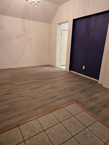 Photo - 606 Zollman Ct