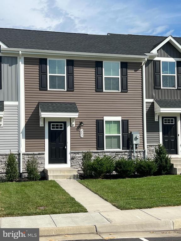 Photo - 203 Williams St Townhome