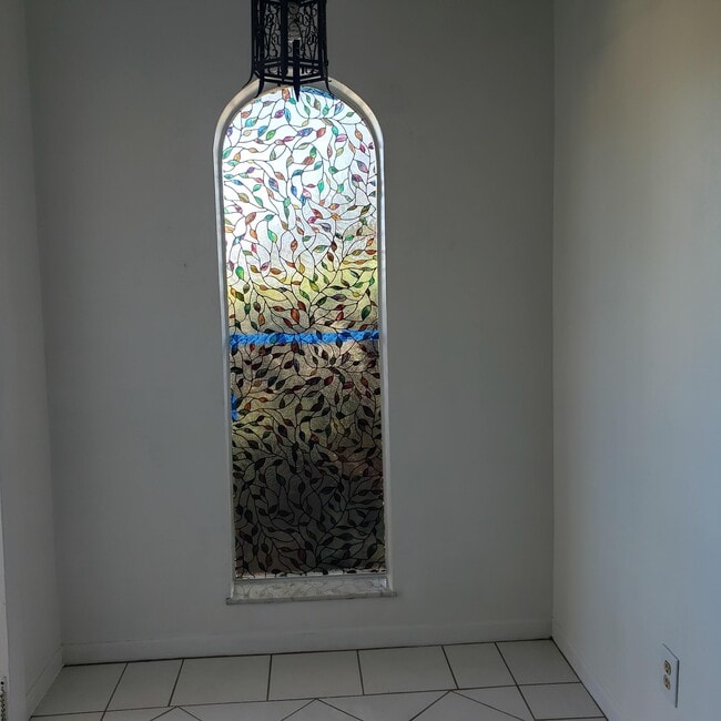 Photo - 2085 43rd Ave