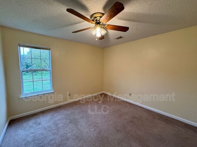 Photo - 3018 Old Maysville Rd