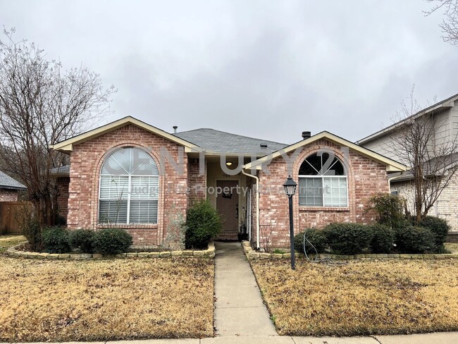 Charming 3/2/2 in Flower Mound For Rent! - Charming 3/2/2 in Flower Mound For Rent! House