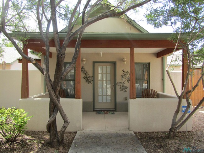 Building Photo - 2100 5 Richardson Ave Rental