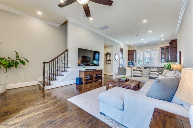 Photo - 743 Will Rice Ave