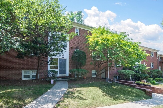 Photo - 140 N Broadway Unit OT-24