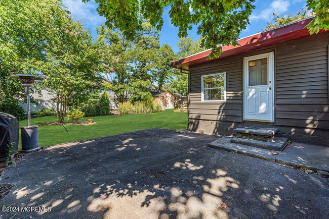 Photo - 105 Longfellow Ave