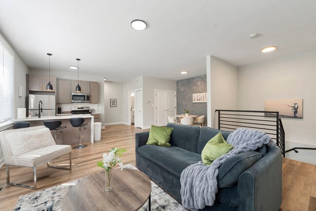 Photo - 1900 W 17th St Unidad ID1244928P