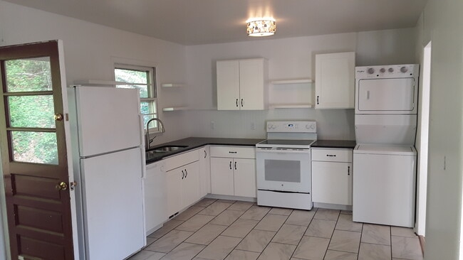 Photo - 109 David Ter