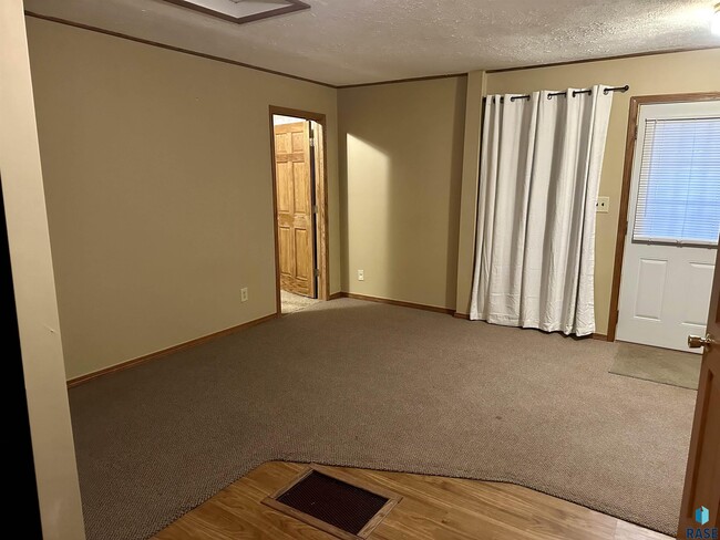 Photo - 820 N Cedar St