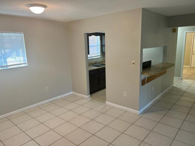 Photo - "Charming 3-Bed home with 2 Full Baths in the Ferry Park area of Fort Walton Beach!"