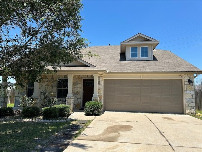 Building Photo - 201 N Hunting Lodge Ln