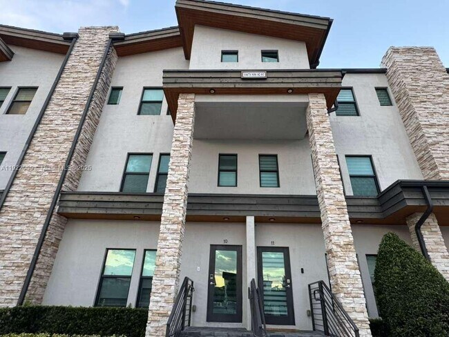 Photo - 10473 NW 82nd St Unit 10