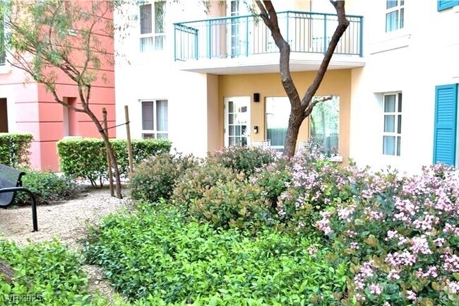 Building Photo - 30 Strada Di Villaggio Unit 118 Rental