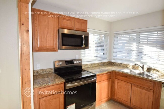 Photo - 9918 Garland Dr