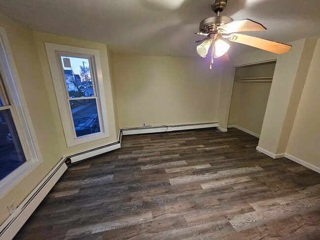 Photo - 18 Barclay St Unit 2