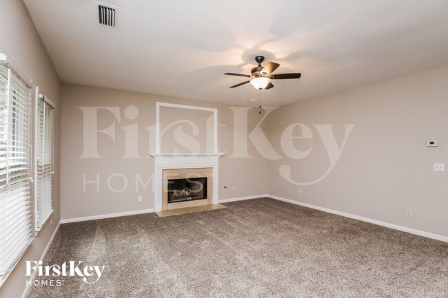 Photo - 3215 Maple Terrace Dr