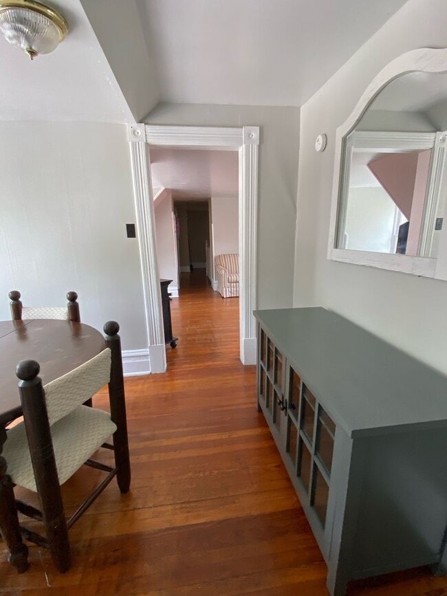 Photo - 1113 Unidad #3