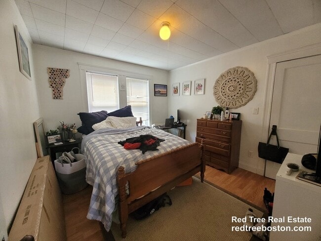 Photo - 31 Lyman Ave Unit 1
