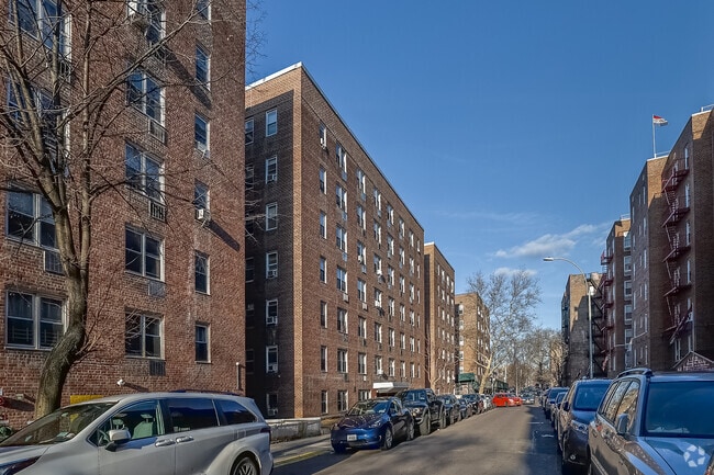 Photo - 14065 Beech Ave