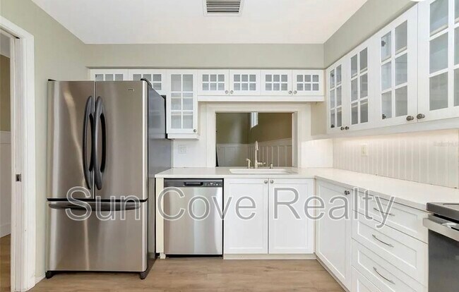 Photo - 4518 Ascot Cir S