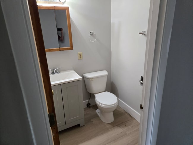 Photo - 1997 Walton Nicholson Rd