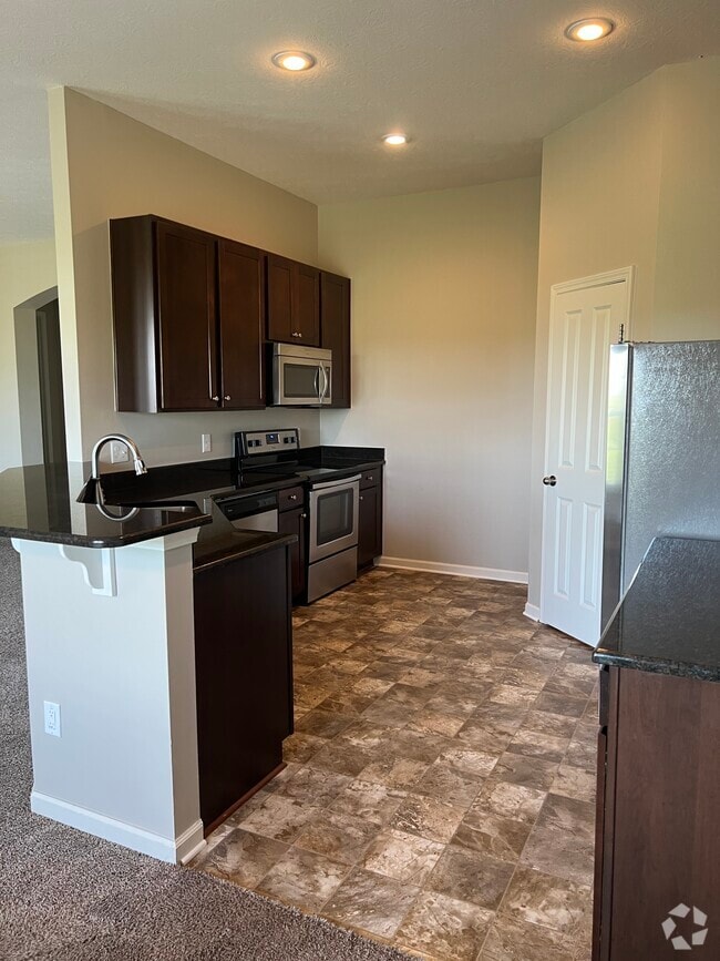 Building Photo - 3203 Rossmore Cir Unit 3203 Rental