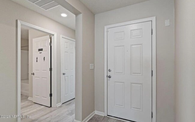 Photo - 3106 Hawks Hl Ln