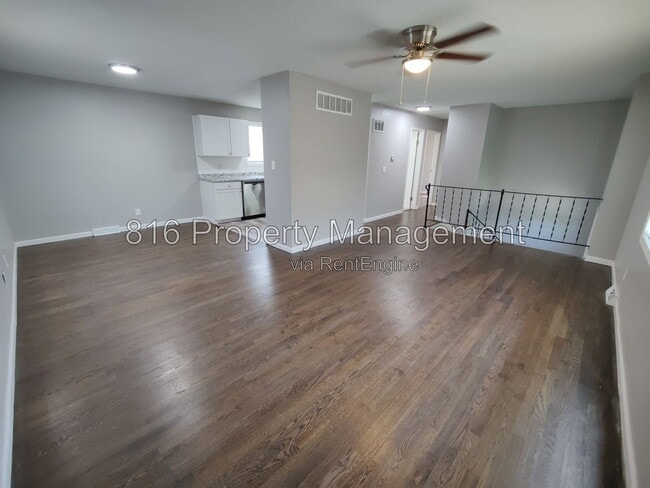 Photo - 7941 NE San Rafael Dr