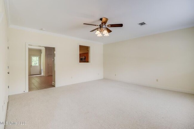 Photo - 908 Jefferson Dr