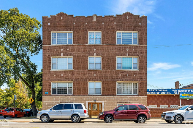 Building Photo - 3221 N California Ave Rental