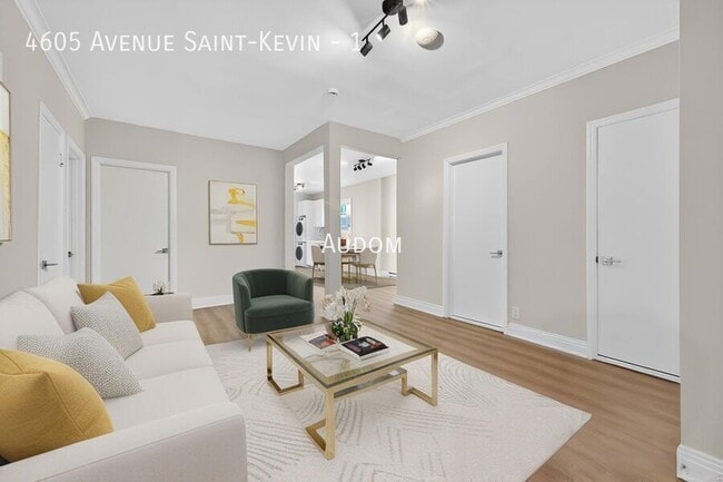 Photo - 4605 Ave Saint-Kevin Unit 1