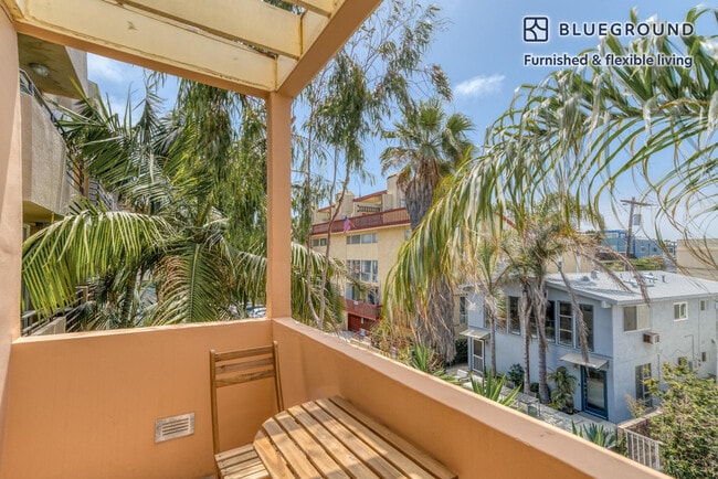 Photo - 24 Catamaran St Unidad FL0-ID1149