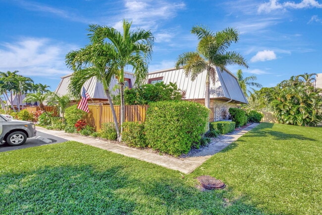 Photo - 1420 Ocean Way