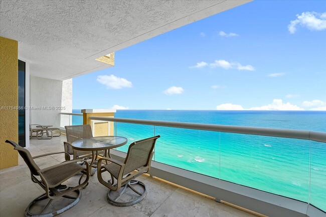 Building Photo - 17875 Collins Ave Unit 2702 Rental