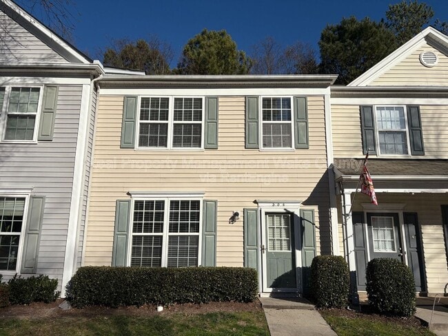 Building Photo - 504 Canyon Lake Cir