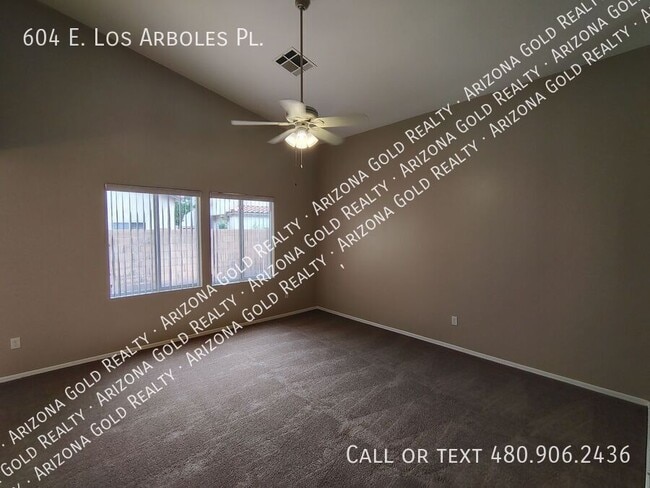 Photo - 604 E Los Arboles Pl