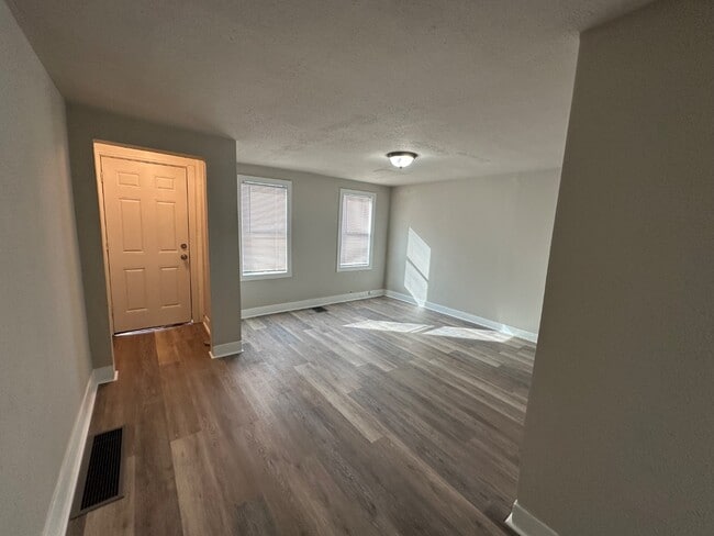 Photo - 1732 Ferry Ave