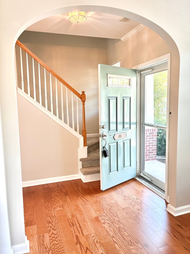 Building Photo - 413 Colwick Ln