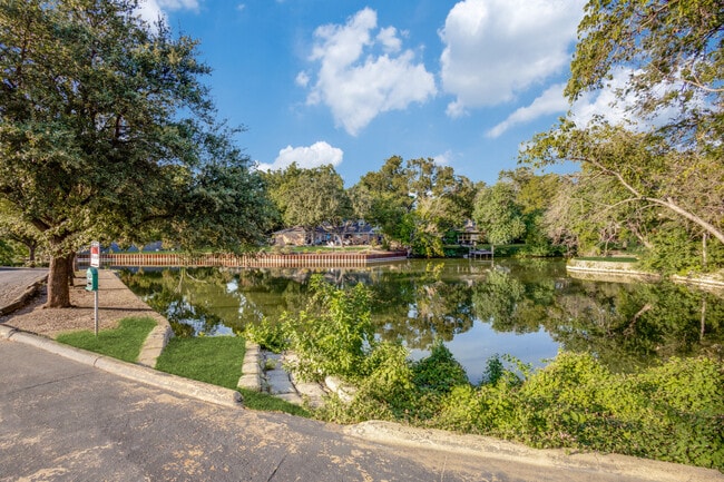 LAKESIDE ON SPRING VALLEY