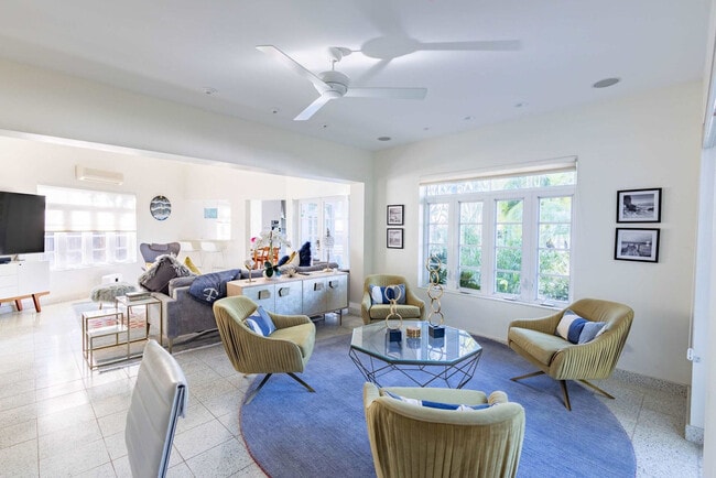 Photo - 2026 Seidenberg Ave Unidad ID1297830P