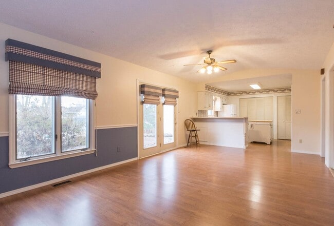 Photo - 3313 S Allendale Dr