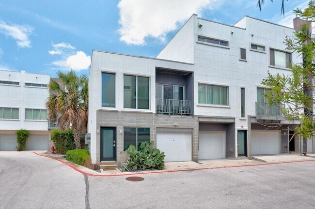 Building Photo - 4801 S Congress Ave Unit H1