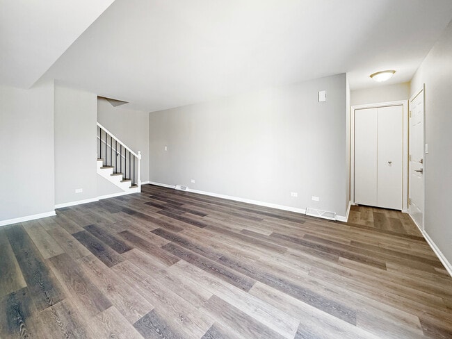 Building Photo - 63 Spuhler Dr Unit 63 Rental