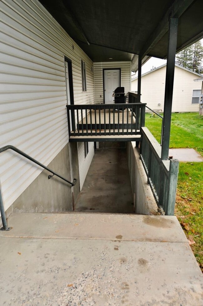 Photo - Basement 2 bed 1 bath unit