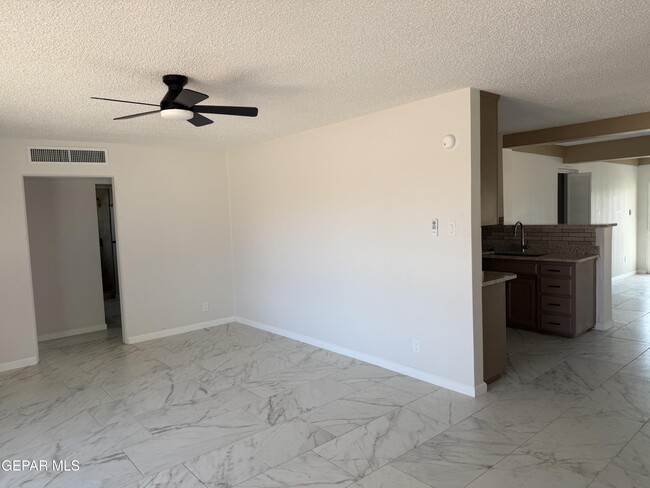 Photo - 8104 Dempsey Ave