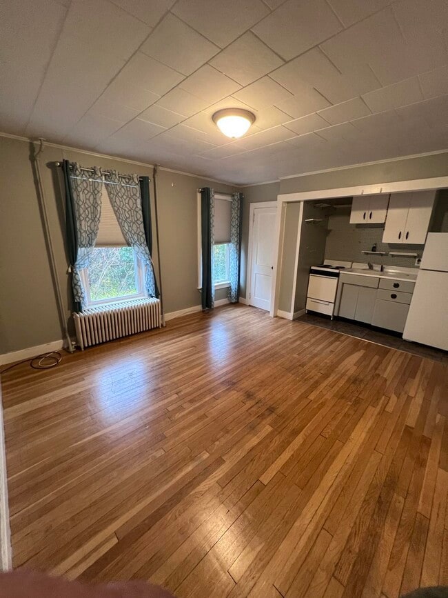 Photo - 1084 School St Unidad 1